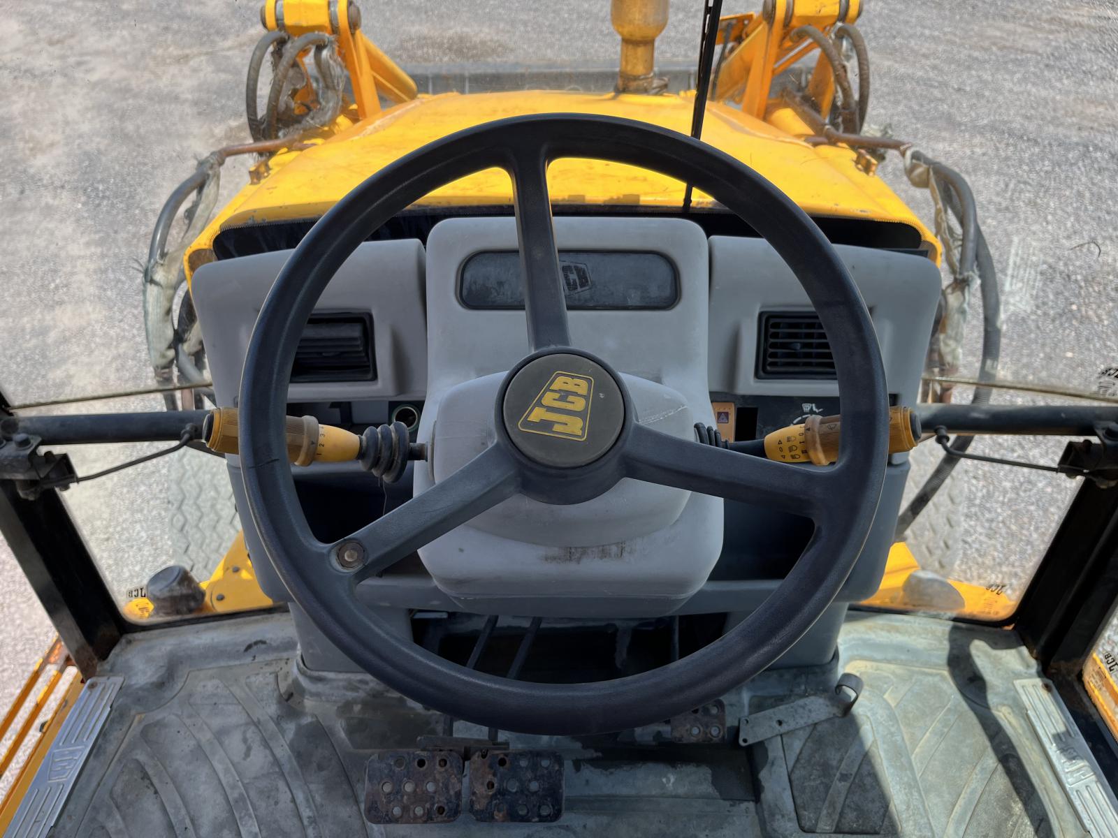 ./imagenes/INVOICE/2019/15507/JCB 214 SERIES 3 (14).JPG